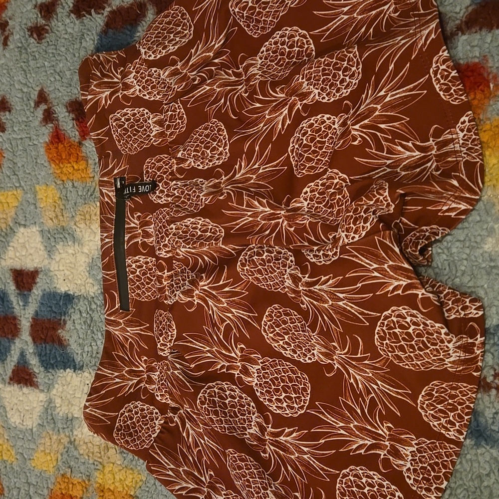 The Og Red Pineapple Runners - image 2